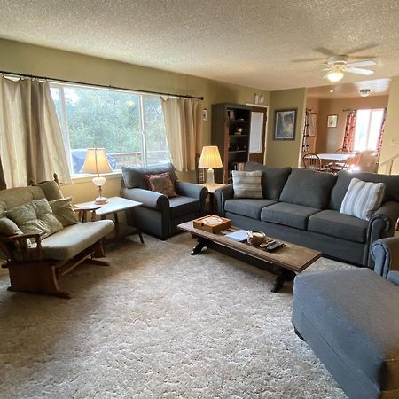 オークハースト Hodges Hill Yosemite Houseヴィラ エクステリア 写真