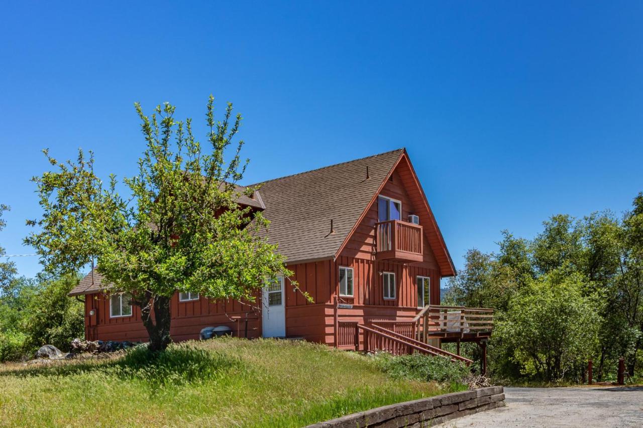 オークハースト Hodges Hill Yosemite Houseヴィラ エクステリア 写真