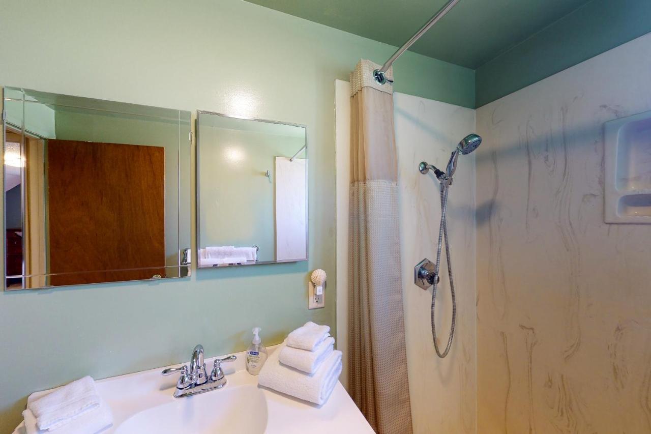 オークハースト Hodges Hill Yosemite Houseヴィラ エクステリア 写真
