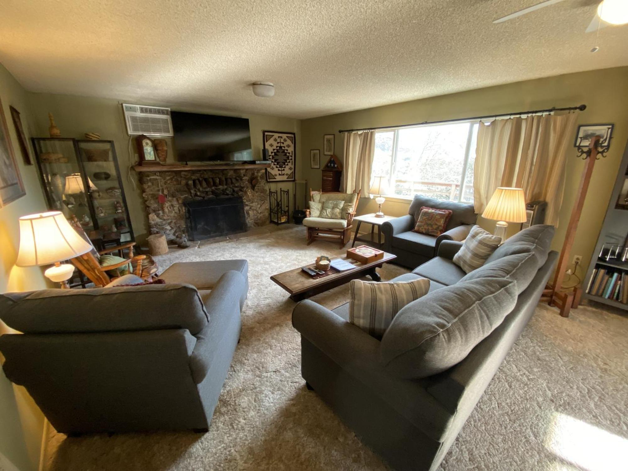オークハースト Hodges Hill Yosemite Houseヴィラ エクステリア 写真